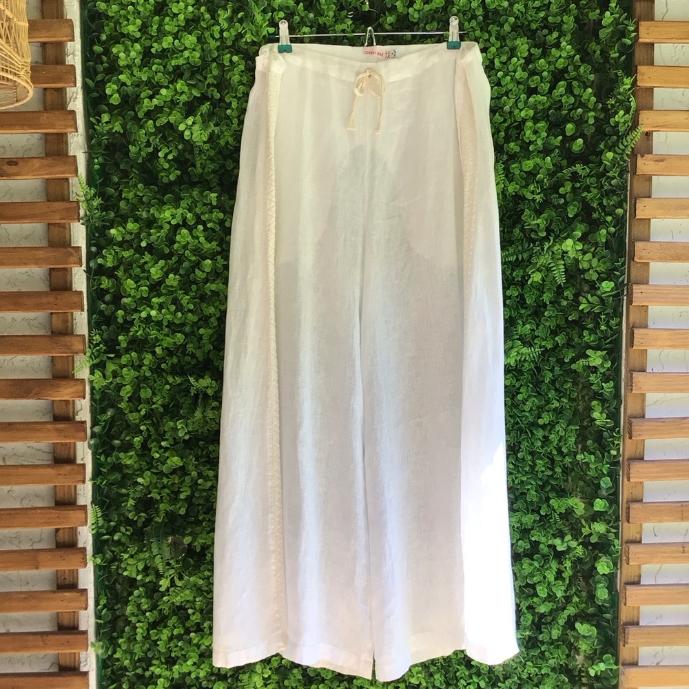 Elegant White Wide-Leg Pants